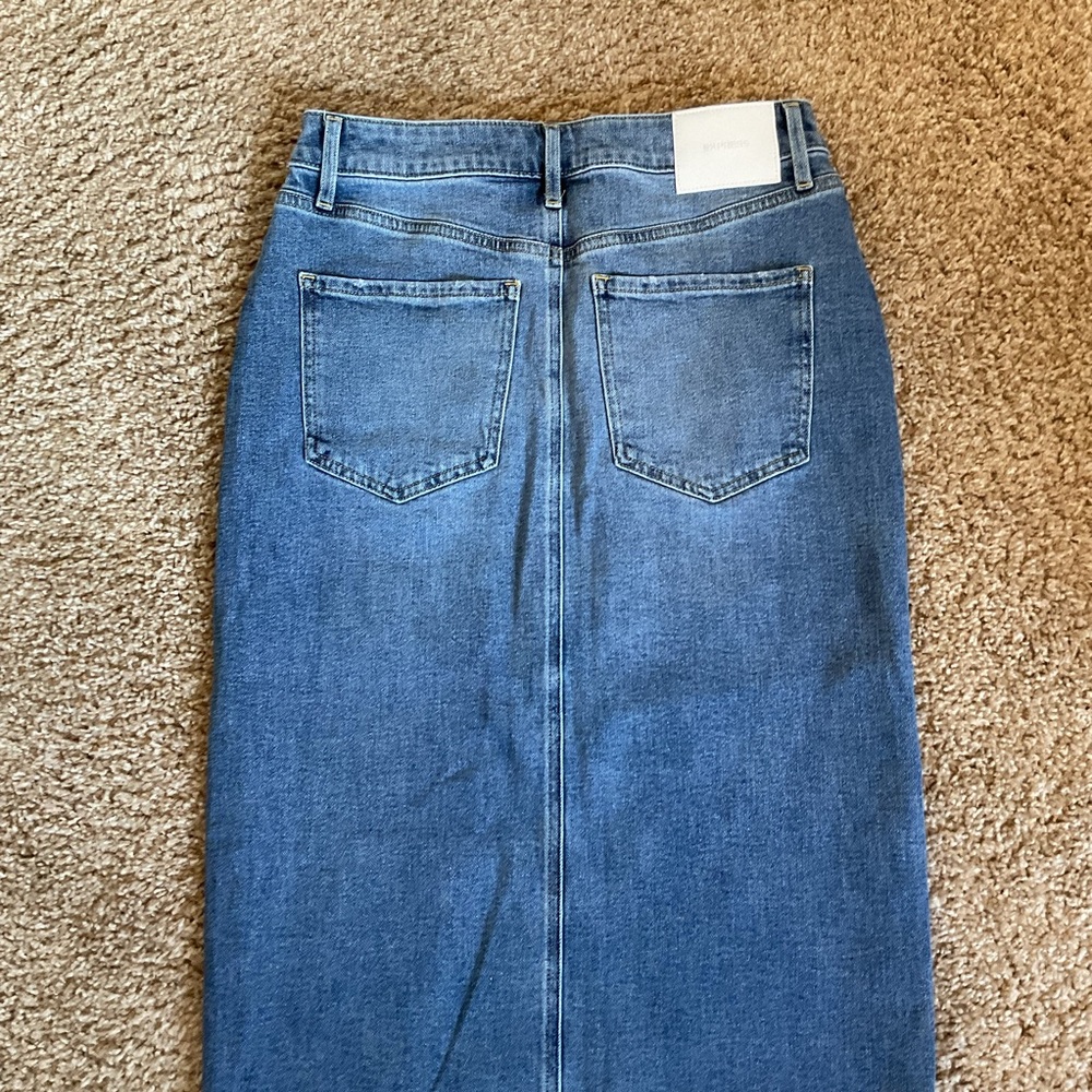 Express Denim Maxi Skirt Front Slit Jean Long Skirt High Waisted Blue Size 4 - Picture 8 of 8